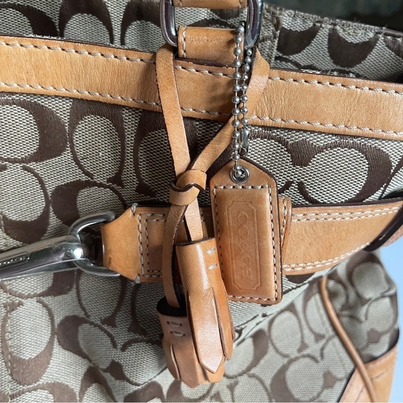 Coach Brown Signature Logo Tassle Purse Large - Picture 2 of 14